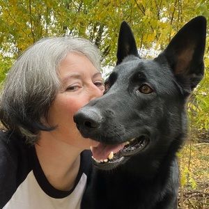 Meet your Posher, Renee